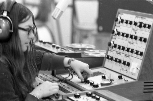 Barbara Allen using VCS3 synthesizer